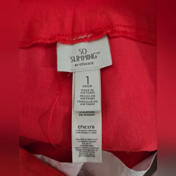 Chico's Coral Crop Pants - Picture 2 of 4